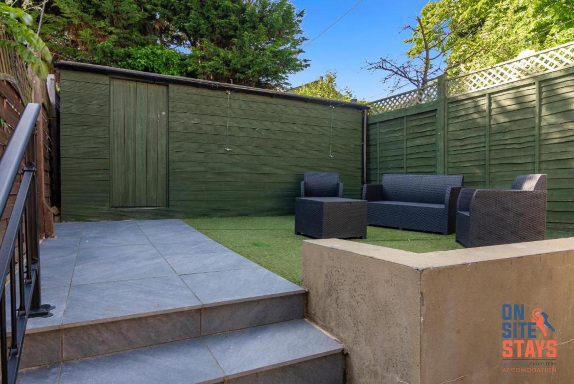 Onsitestays - Tranquil 2 Bedroom Apartment With Large Kitchen, Private Garden Near Wimbledon Station Londres Exterior foto