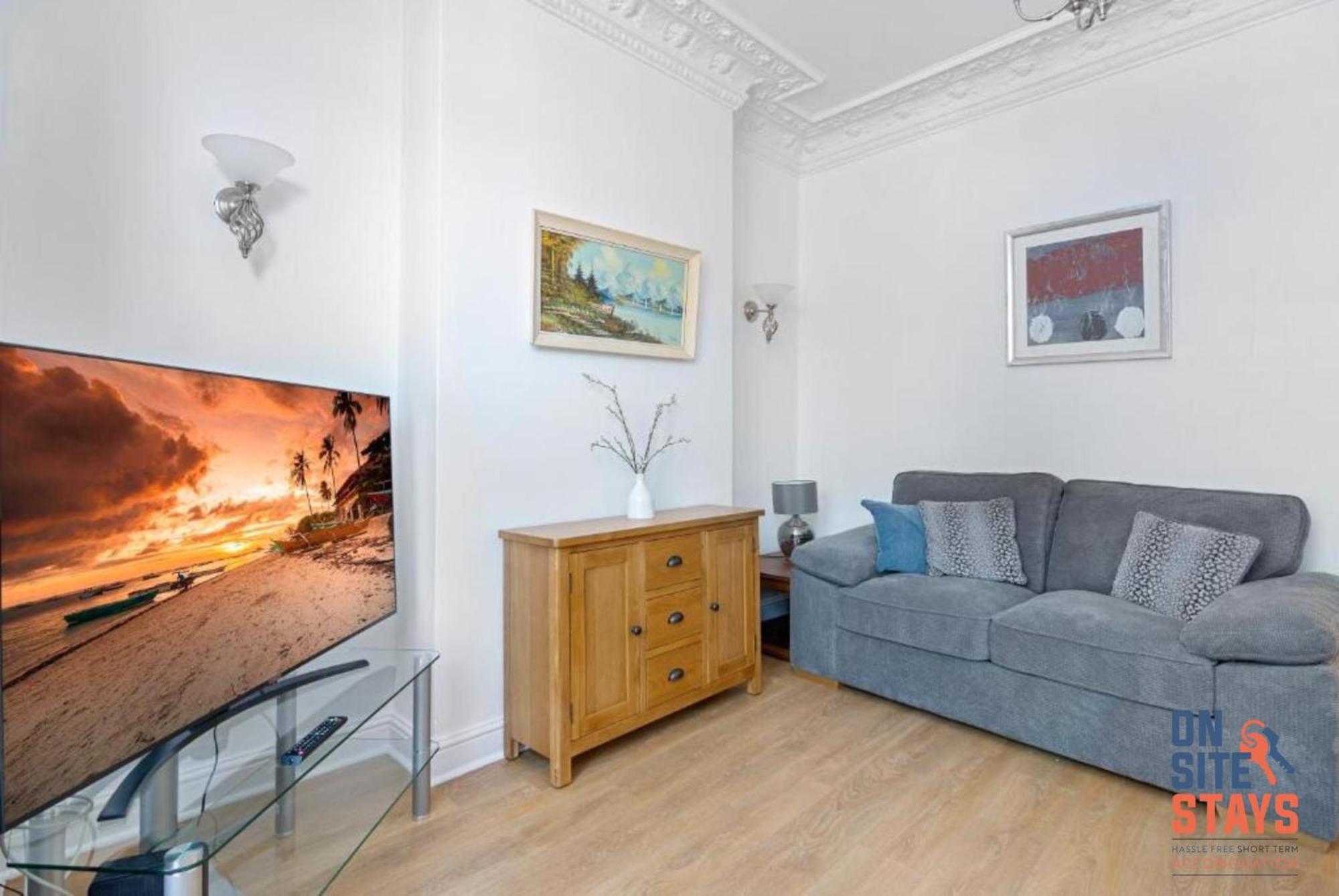 Onsitestays - Tranquil 2 Bedroom Apartment With Large Kitchen, Private Garden Near Wimbledon Station Londres Exterior foto