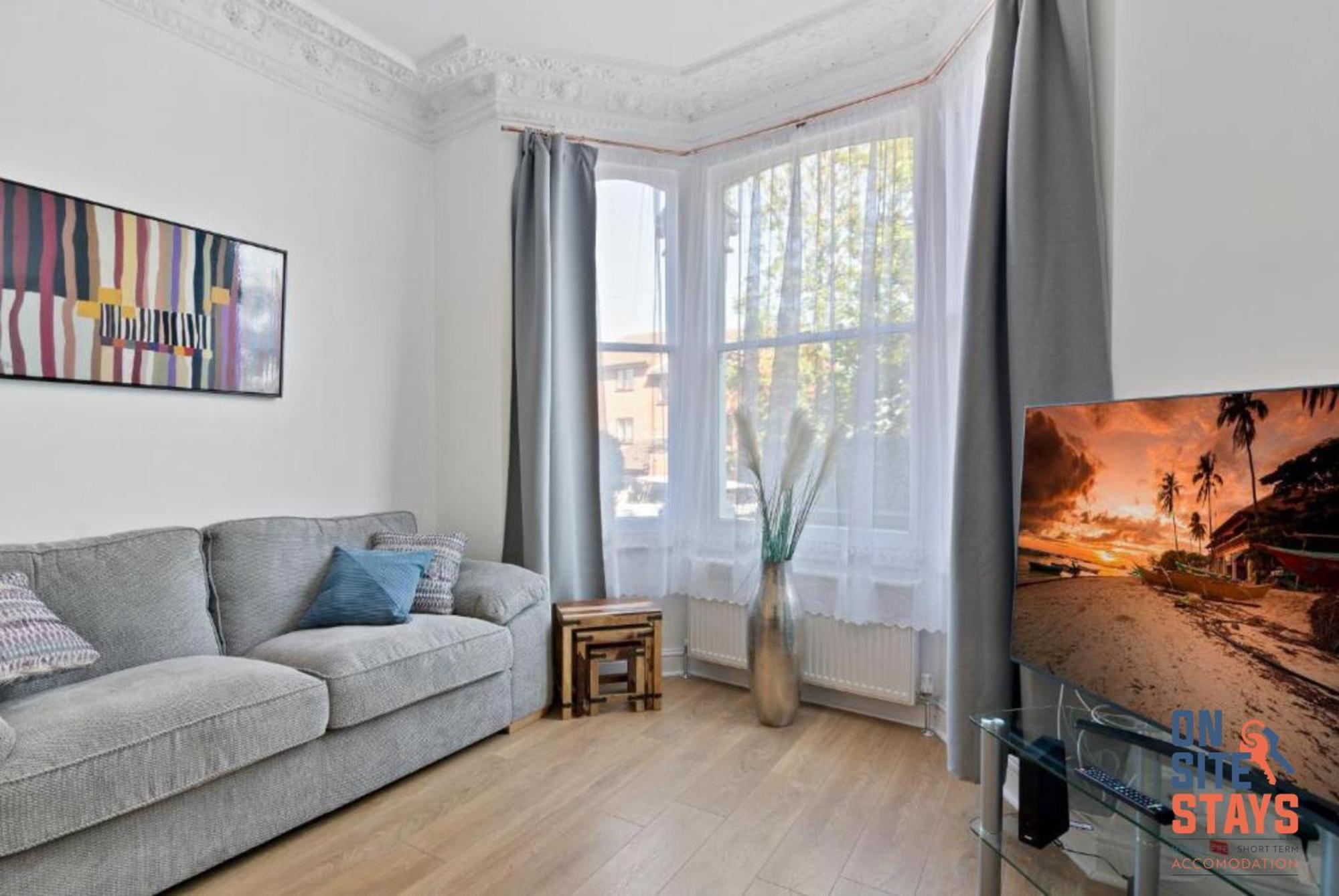 Onsitestays - Tranquil 2 Bedroom Apartment With Large Kitchen, Private Garden Near Wimbledon Station Londres Exterior foto